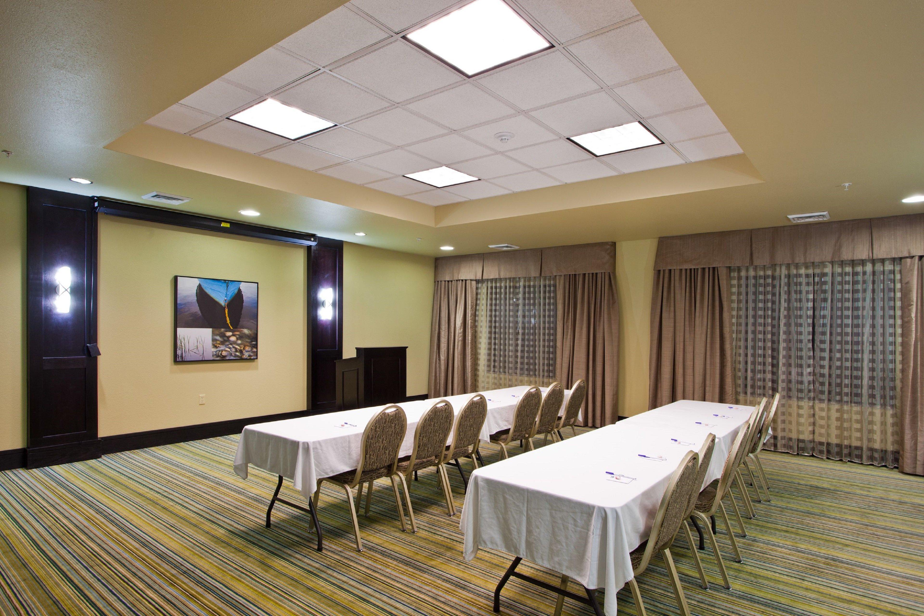 Holiday Inn Express Waycross Exterior photo