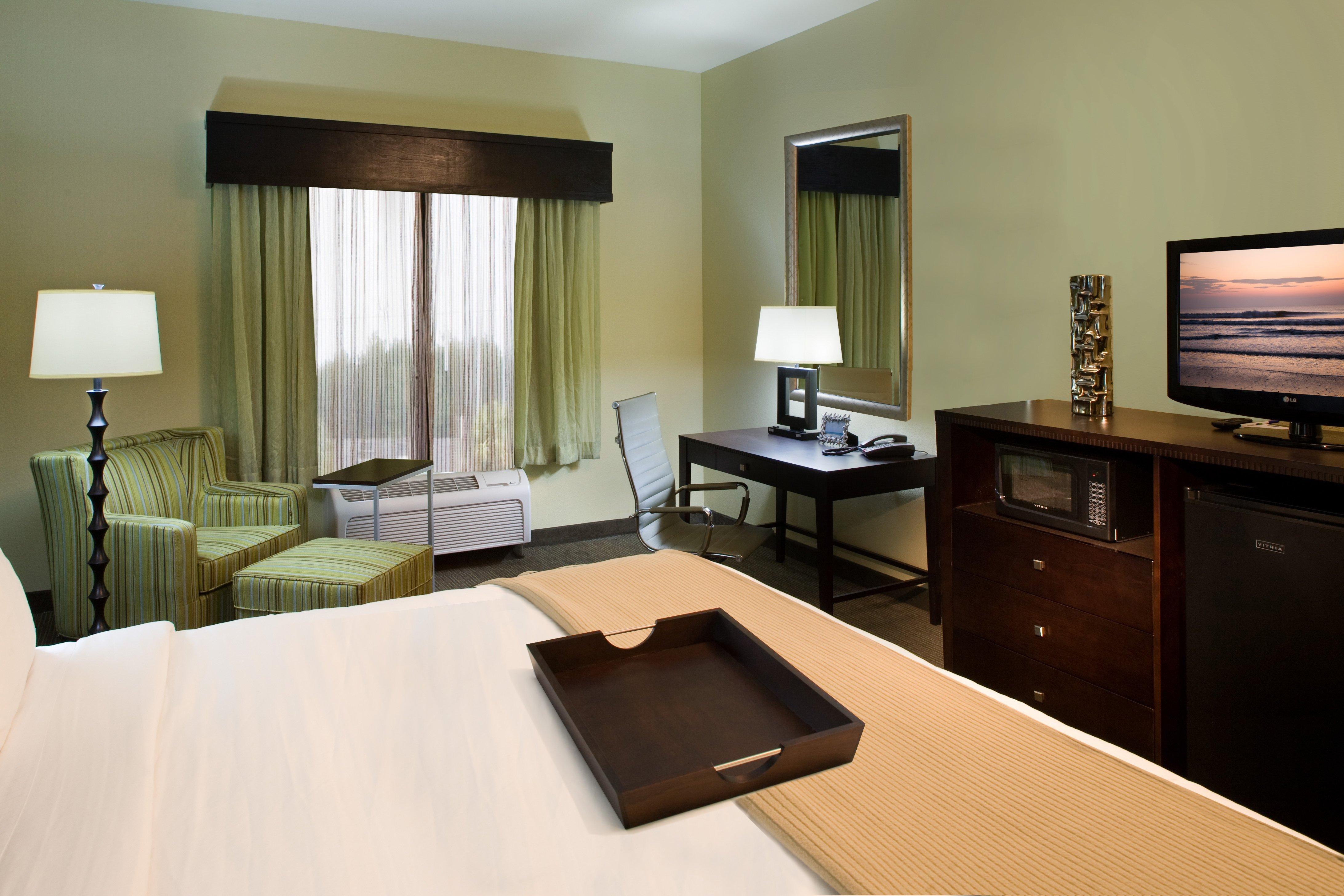 Holiday Inn Express Waycross Exterior photo
