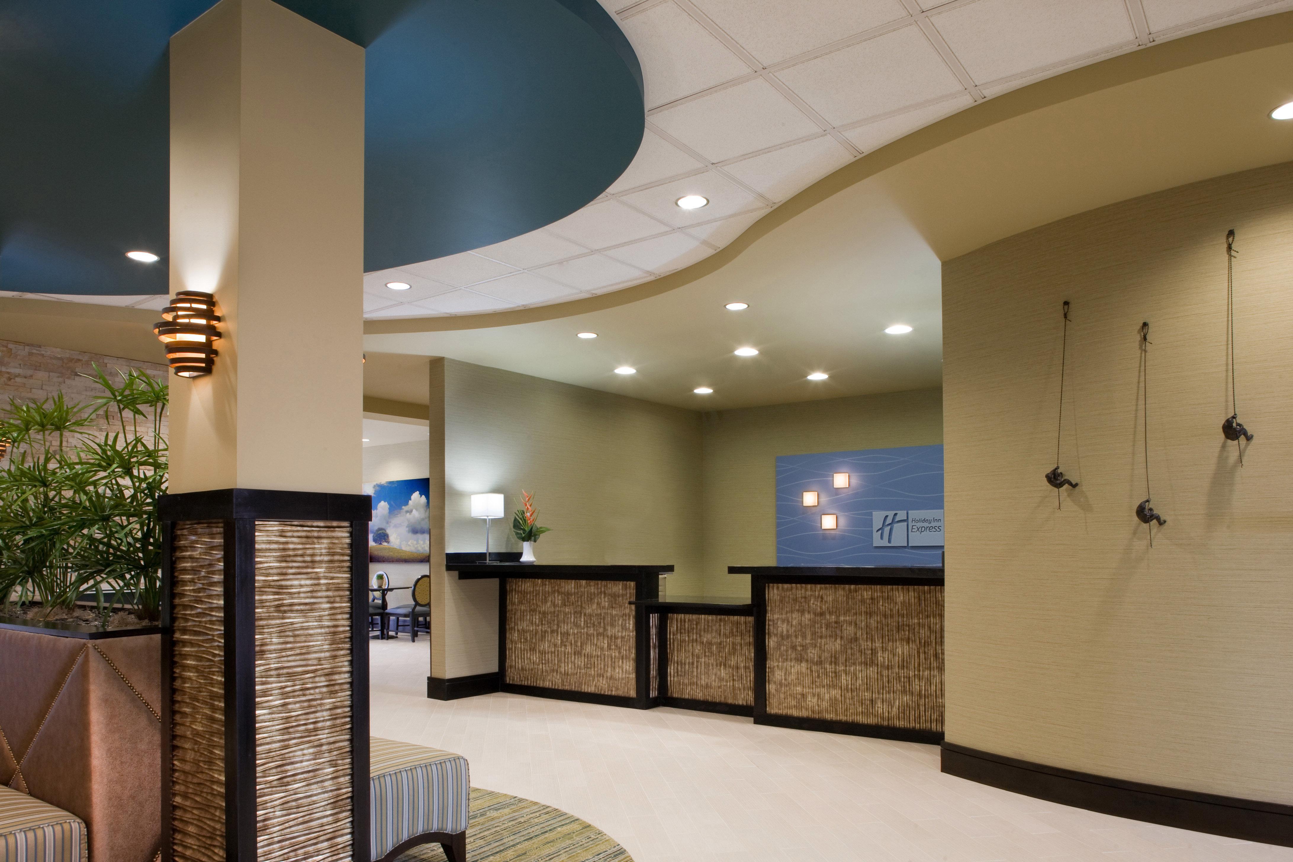 Holiday Inn Express Waycross Exterior photo